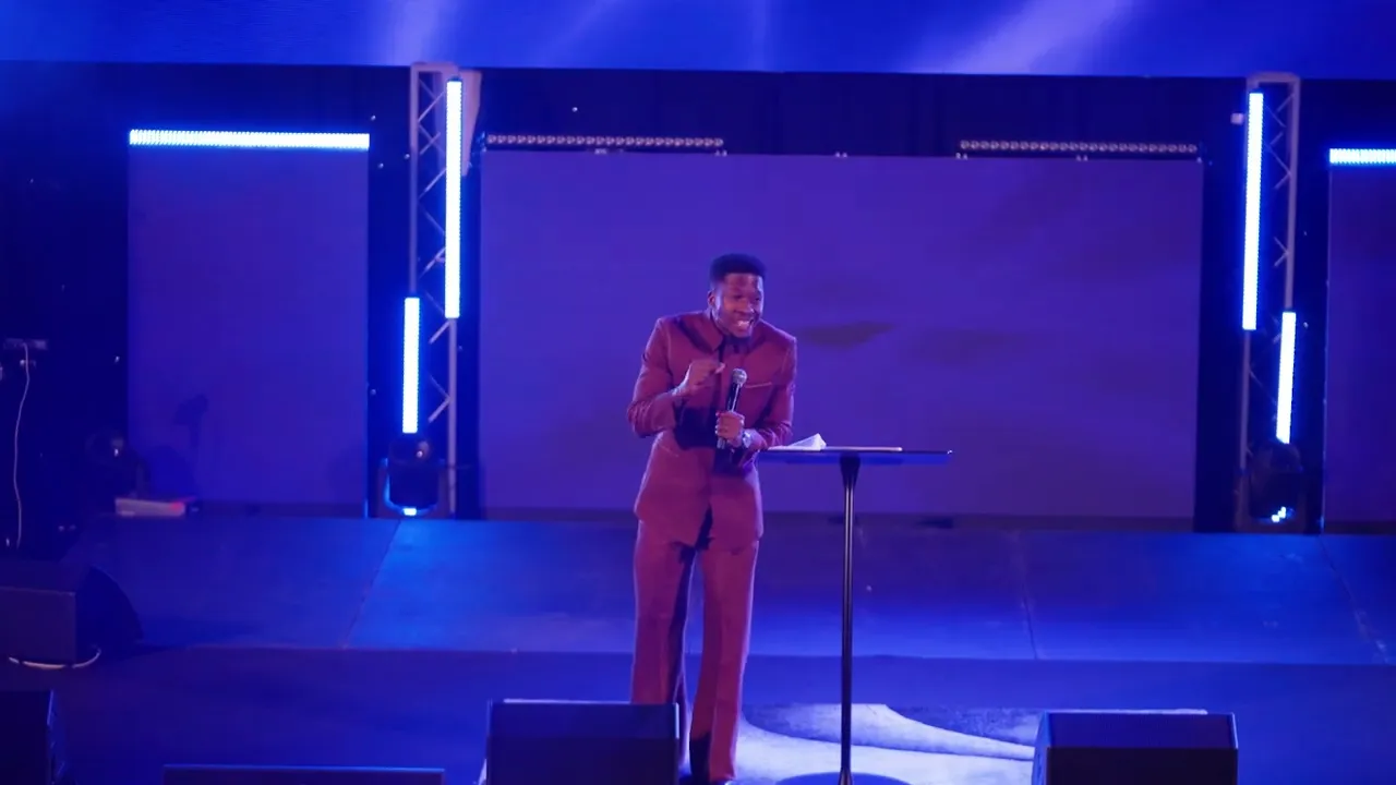 Apostle Emmanuel Iren Preaching - Mortal Man Awesome God (Endless Life Festival Europe)